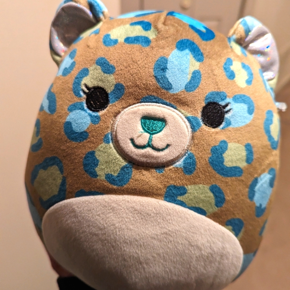 Leopard Enos NWT 8in